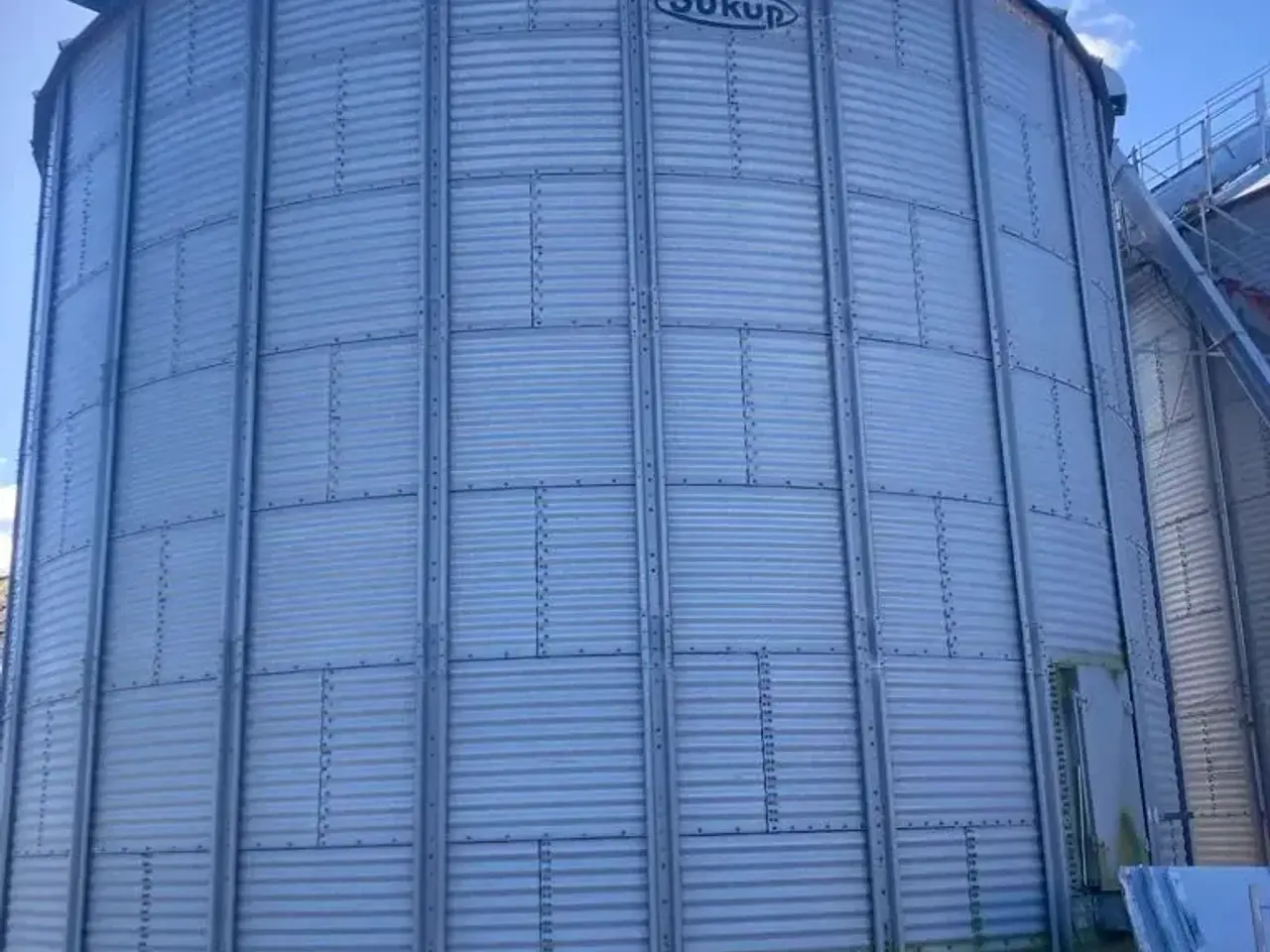 Billede 1 - 2 Stk Dan-Corn Stålsiloer sælges