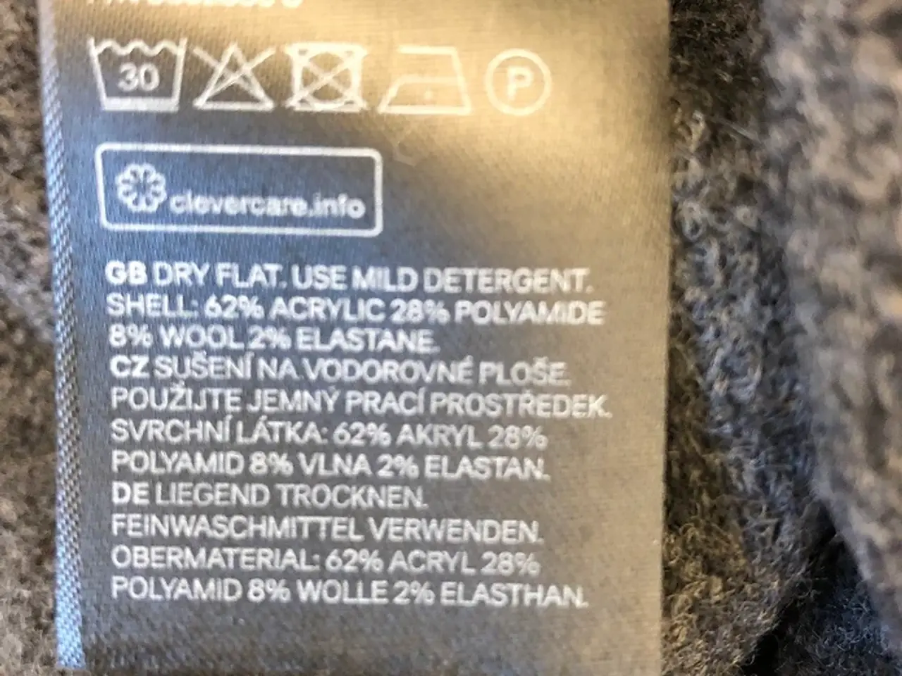 Billede 6 - LÆKKER SWEATER - mørkegrå - med GYLDNE STEN