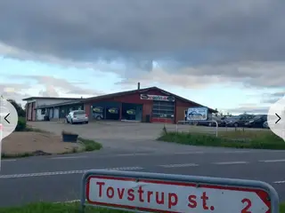 Mellem Århus og Silkeborg 3 km fra motorvej