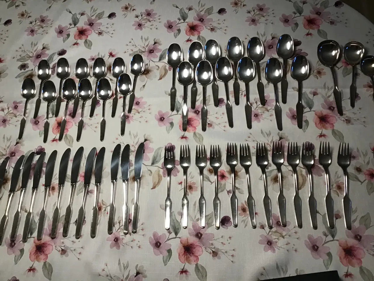 Billede 3 - 12 personers bestiksæt - 51 dele