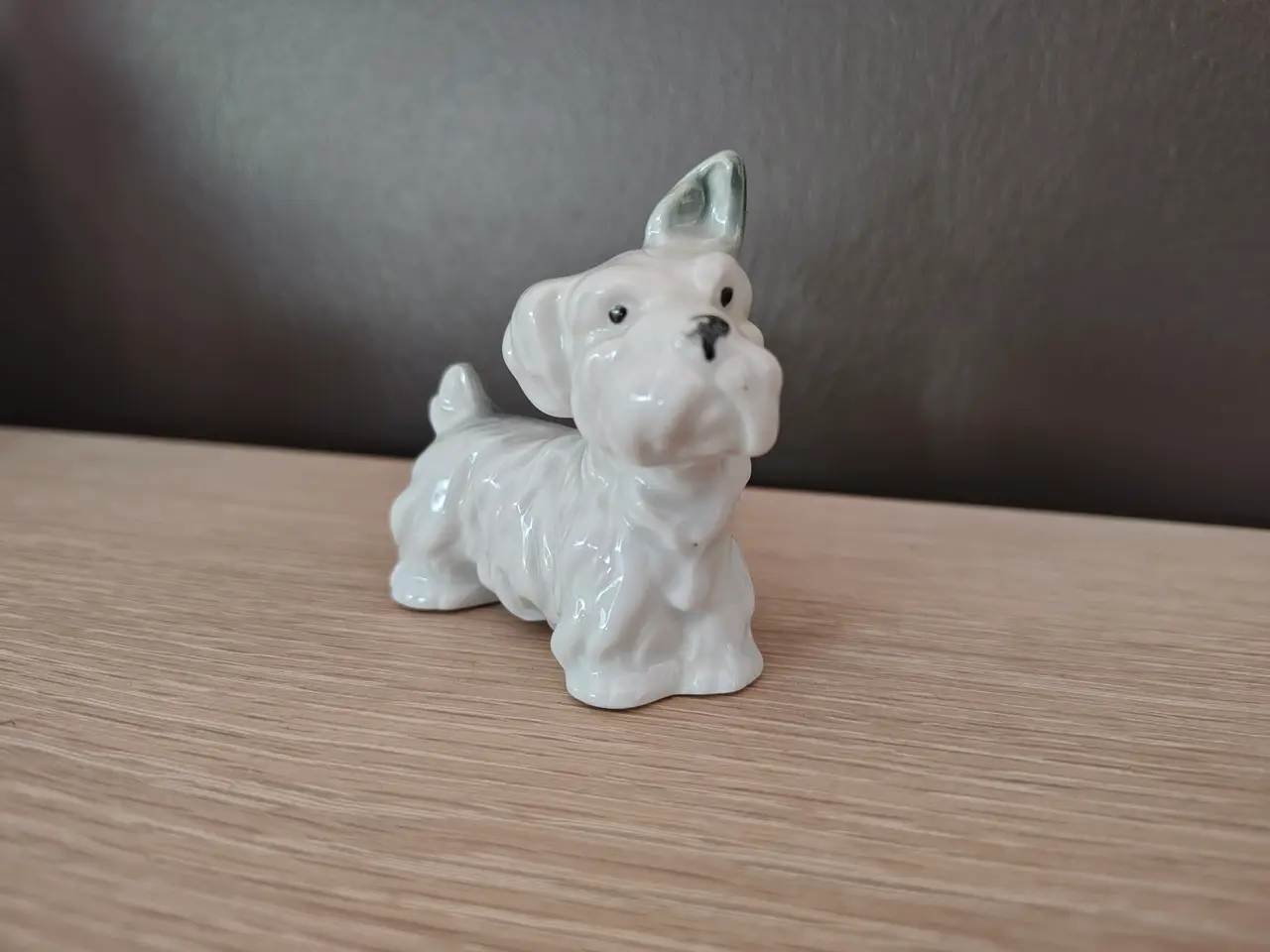 Billede 2 - Lille fin porcelænshund