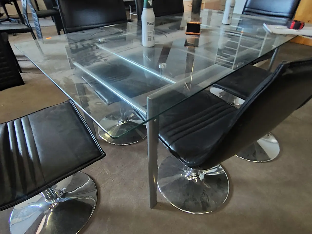Billede 3 - Glasbord med 6 stole