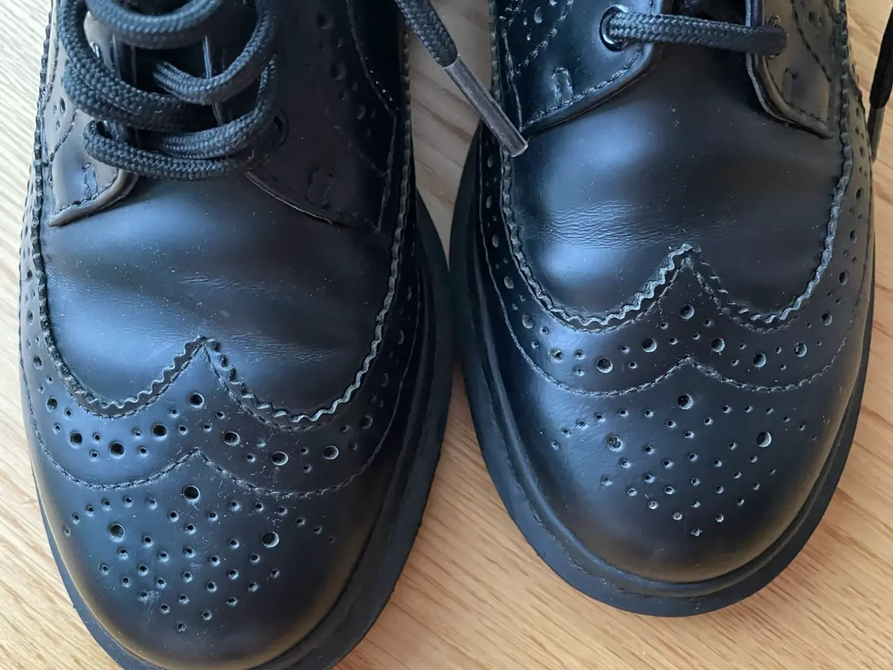 Billede 11 - Dr. Martens snøresko