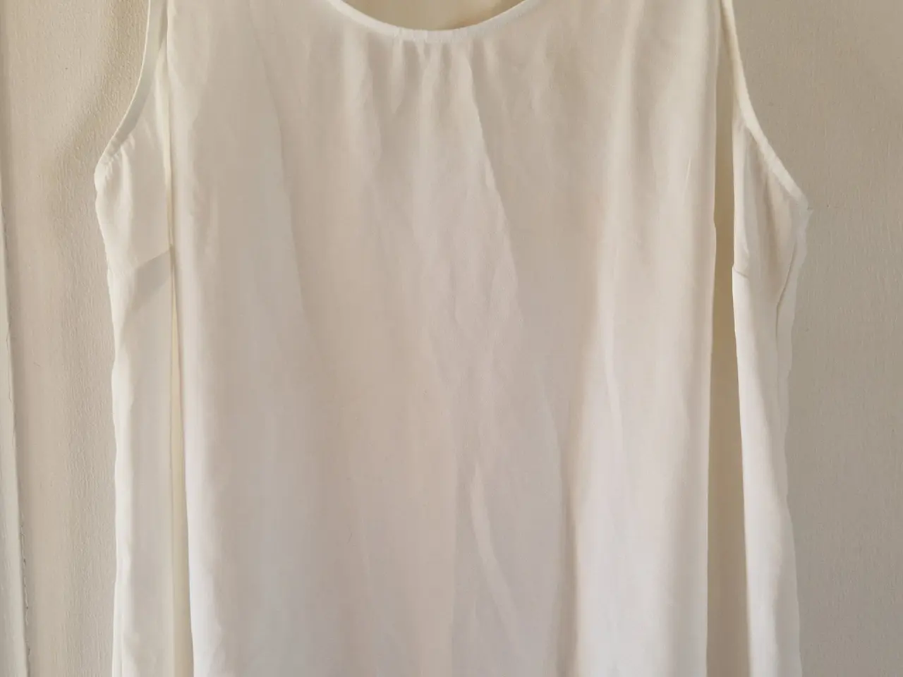 Billede 1 - Primark top M hvid dame