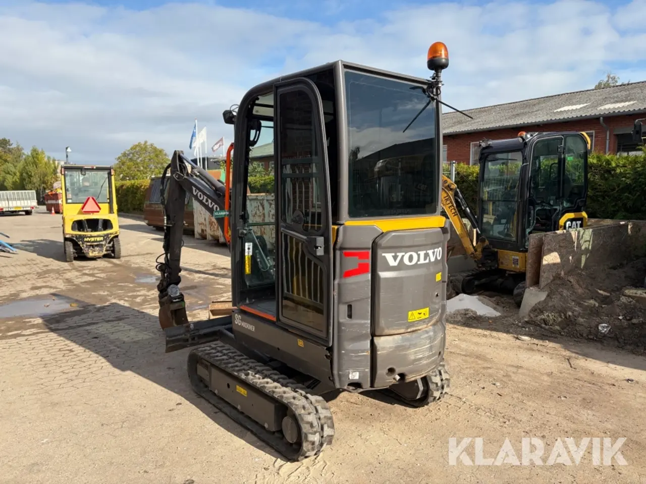 Billede 2 - Gravemaskine Volvo EC18E med 2 skovle og centralsmøring