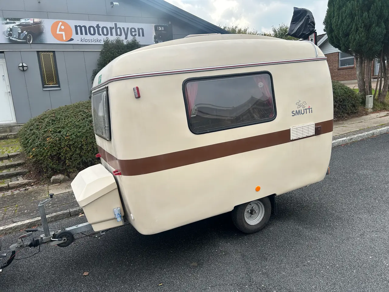 Billede 7 - MKP SMUTTI Veteran Campingvogn, Nysynet flot stand
