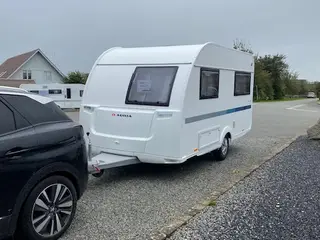Adria Althea 402ph i topstand 