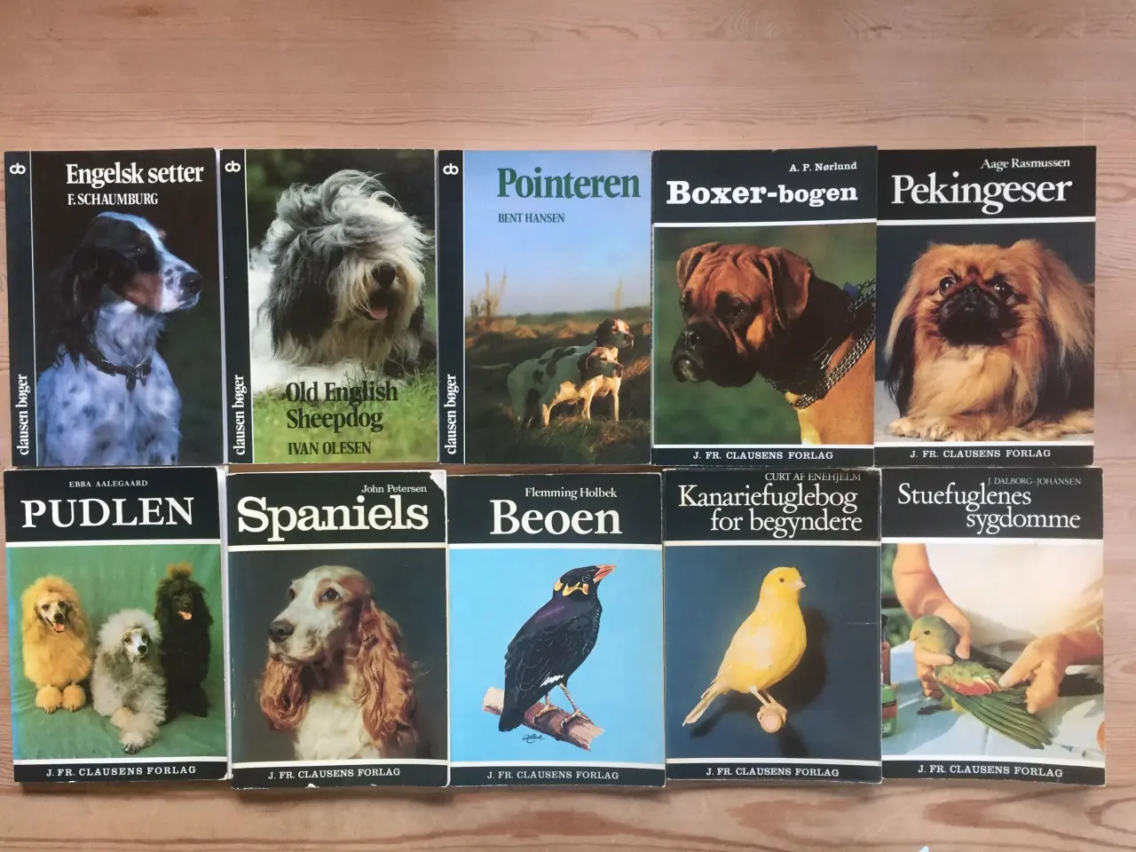 Billede 1 - 17 Clausen bøger om hunde, fugle m.m + flere bøger