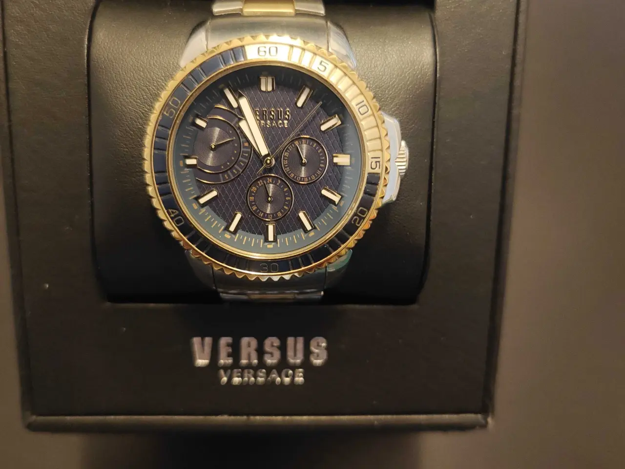 Billede 1 - Smukt og velholdt Versus Versace herreur.