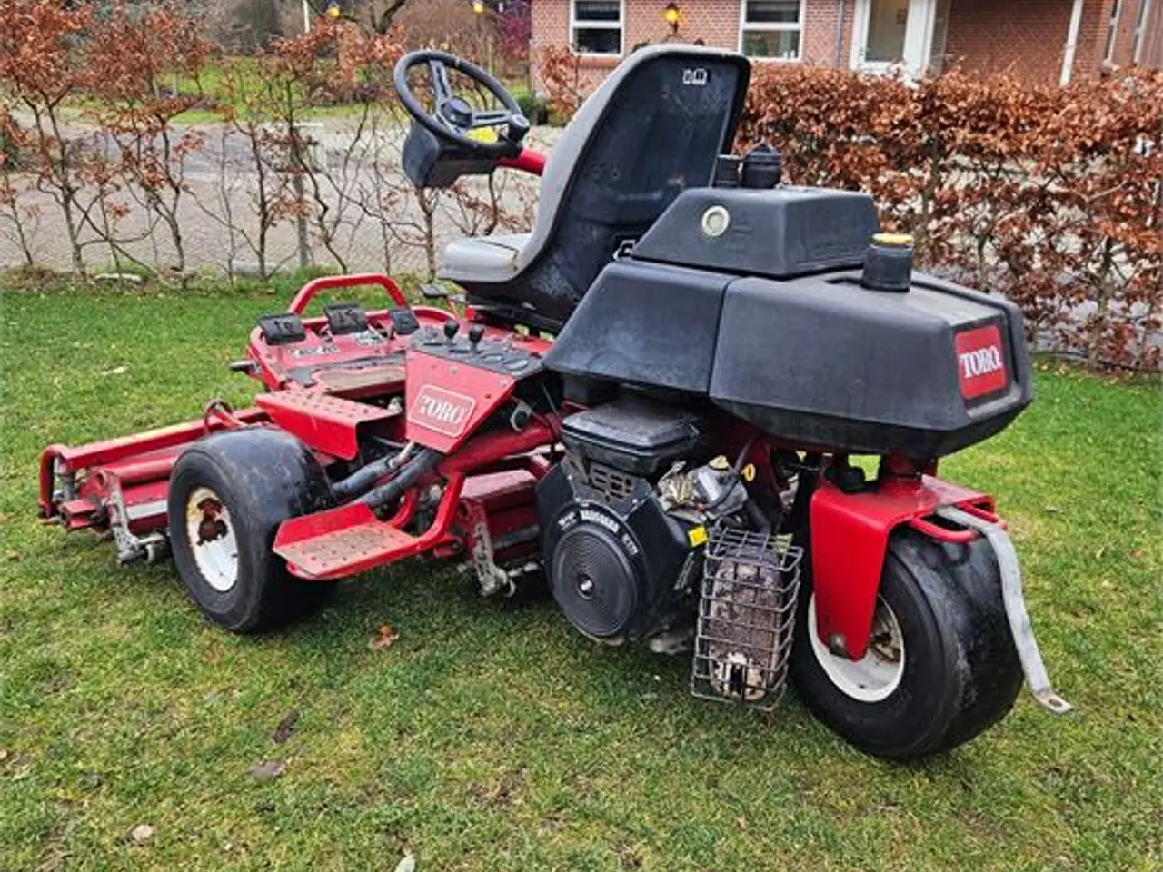 Billede 4 - Toro Greensmaster 3100 - Cylinder lawn mower - With 3 verticutter heads