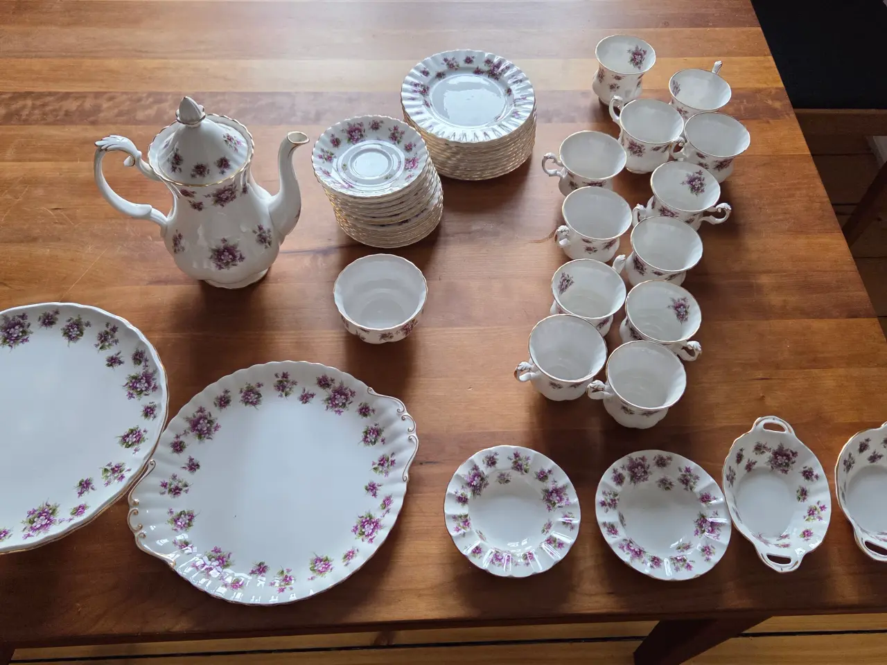 Billede 3 - Engelsk kaffestel: Royal Albert - Sweet Violets