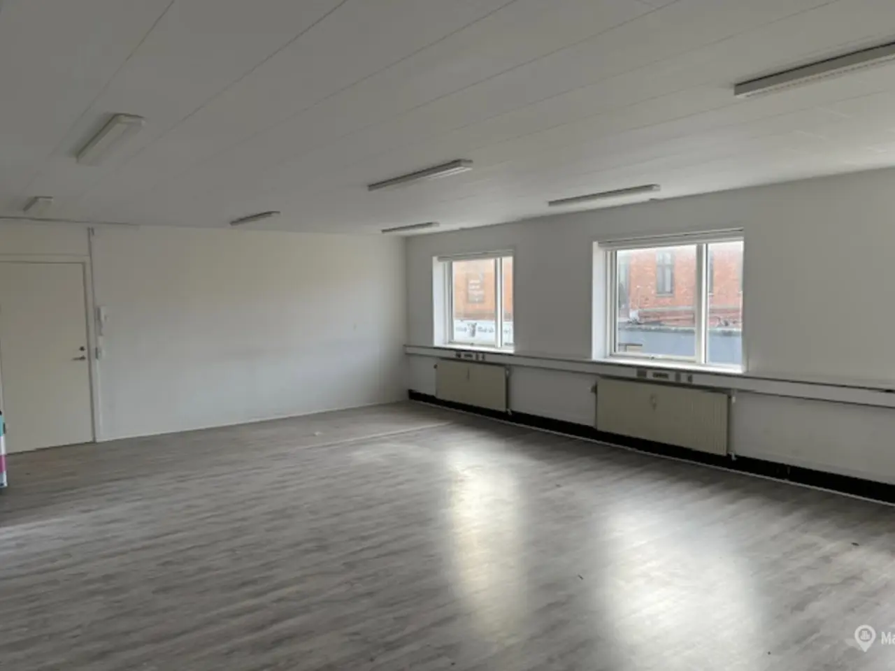 Billede 7 - Kontor / klinik lokale på ca. 120 m² m. eget køkken og toiletter midt på Taastrup Hovedgade