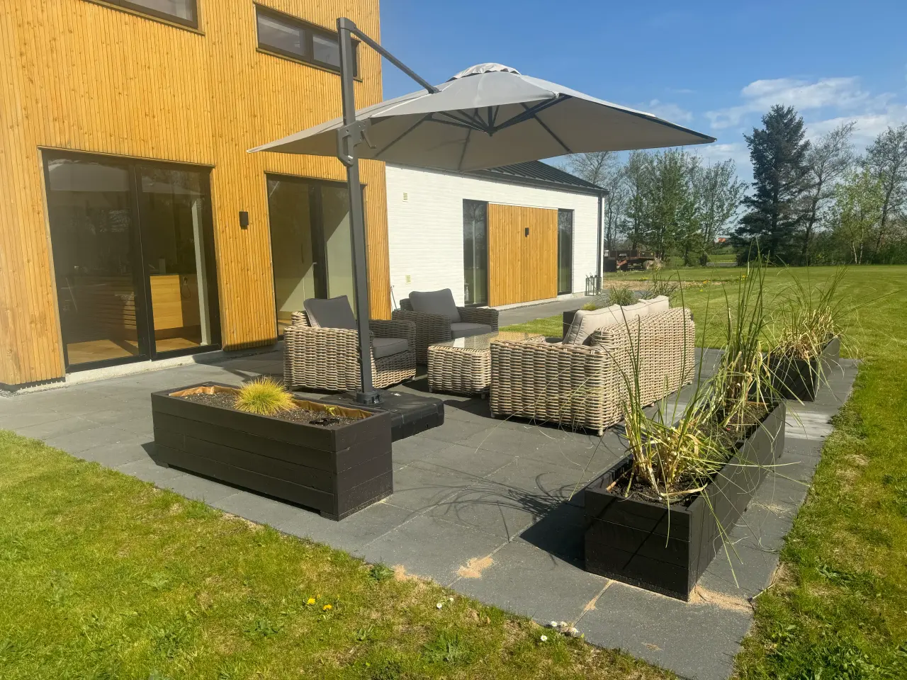 Billede 3 - Plantekasser / højbede
