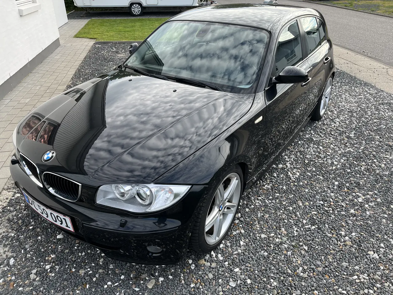 Billede 2 - BMW 120i aut. 150 HK, xenon, læder, træk, nysynet