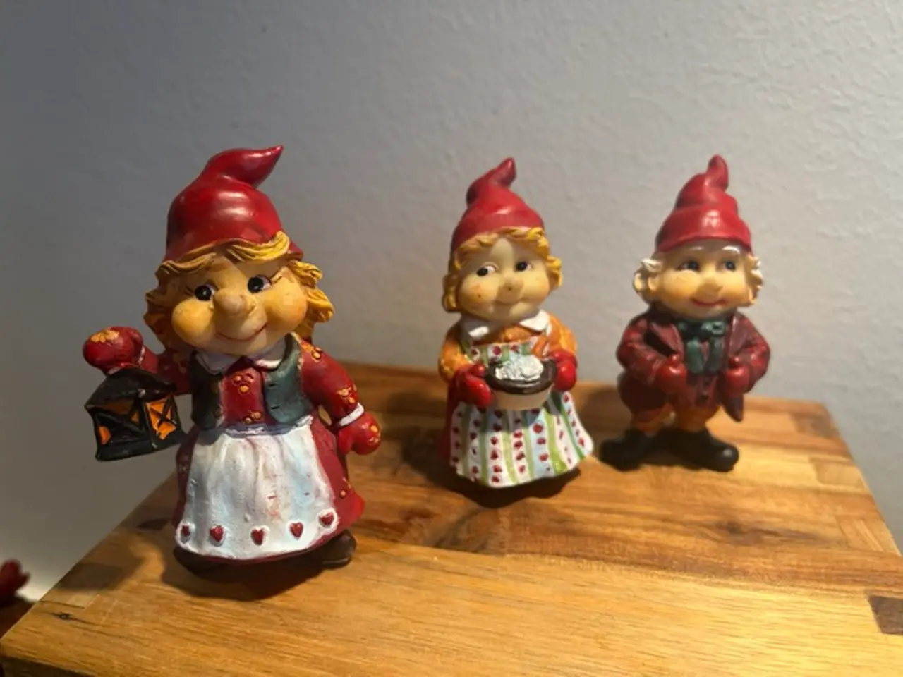 Billede 3 - Ægte Julius nisse m. rygsæk, 3nisser&chokoladeskål