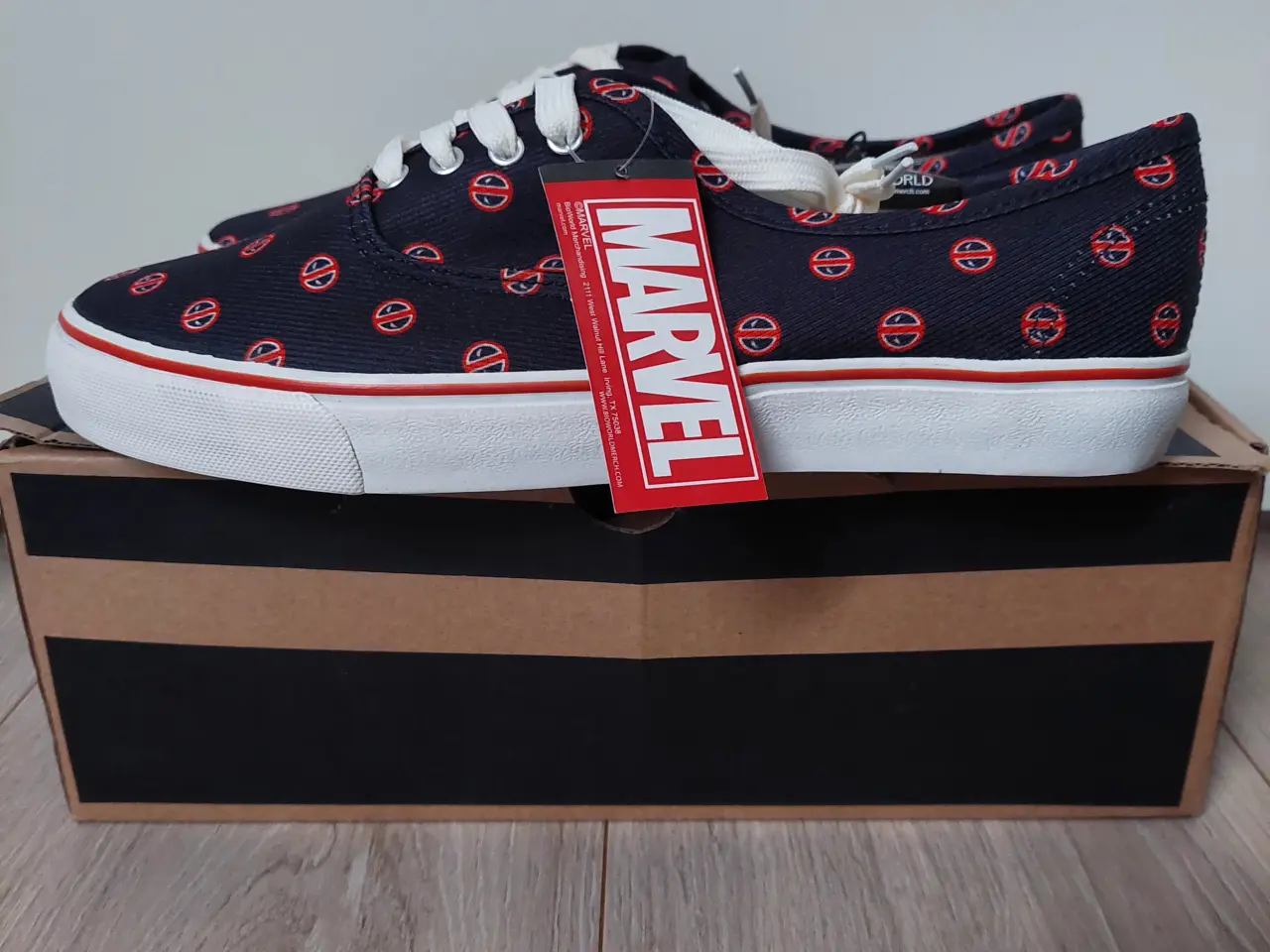 Billede 1 - Marvel dead pool sneakers