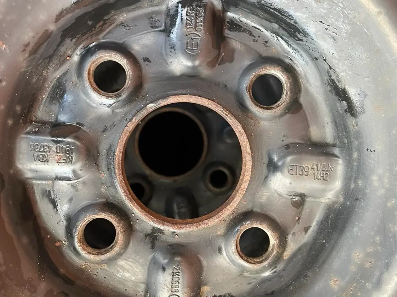 Billede 5 - 14 Toyota Aygo Vinterhjul med super gode vinterdæk