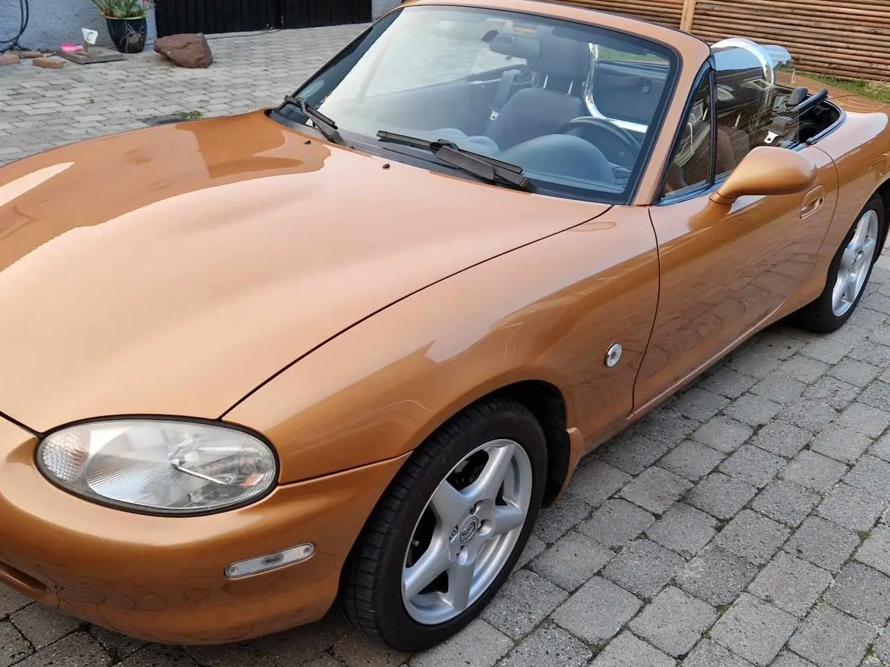 Billede 11 - Super flot Mazda MX5 i special farve - super stand