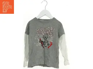 Langærmet t-shirt med grafisk print fra Mads & Mette (str. 110)