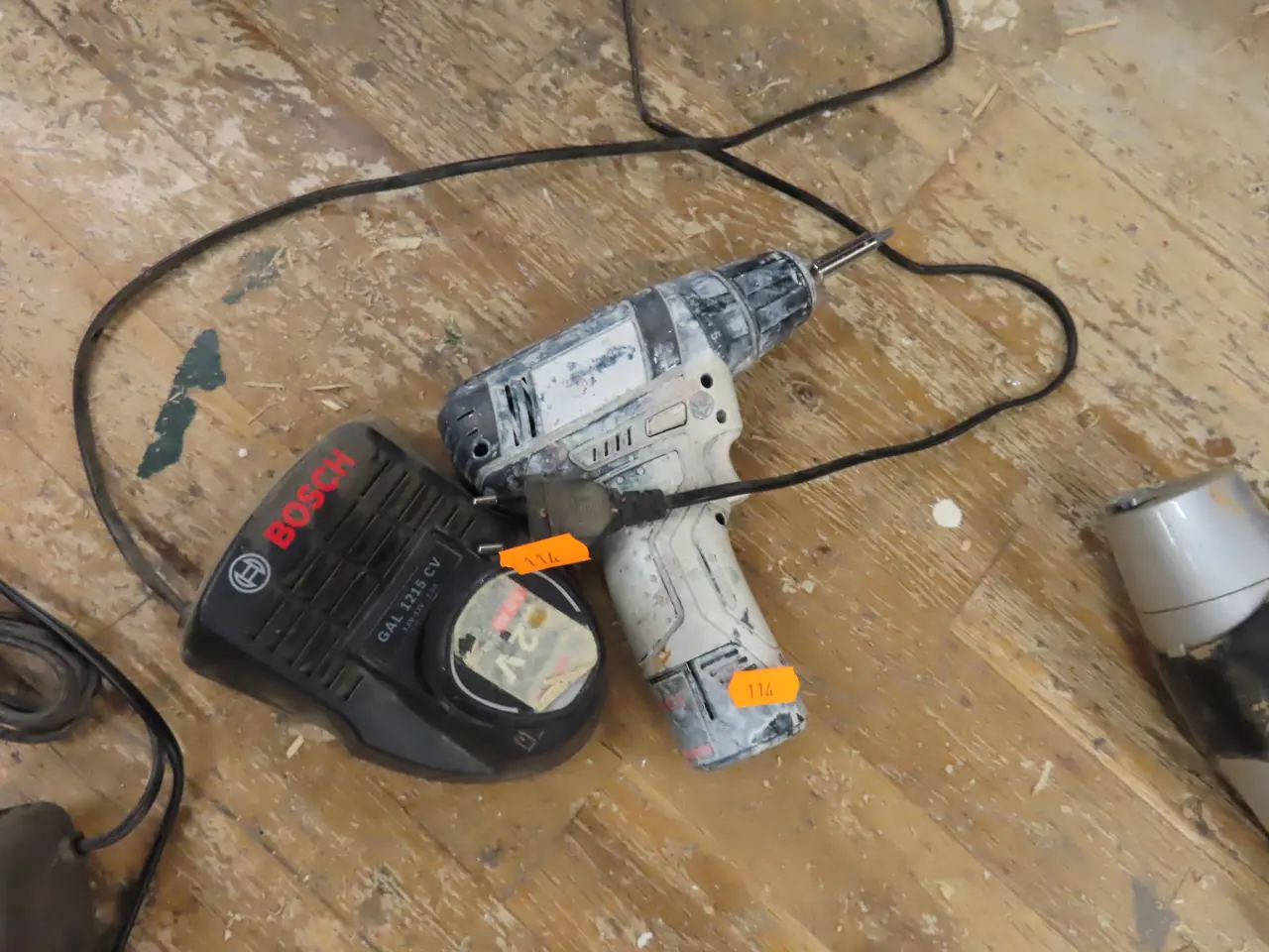 Billede 1 - Akku bore/skruemaskine BOSCH med batteri og lader