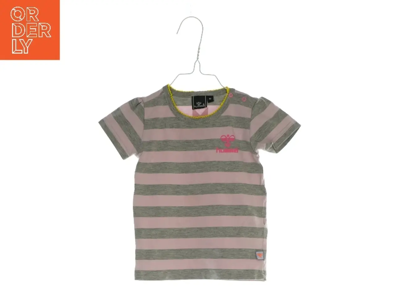 Billede 1 - T shirt fra Hummel (str. 86)