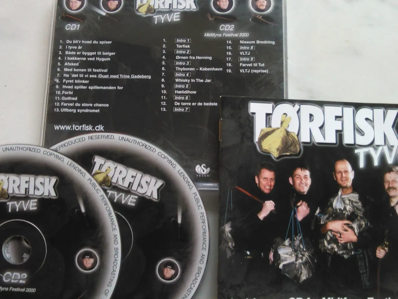 Billede 2 - TØRFISK: 20 + bonus CD fra Midtfynsk Festival 2000