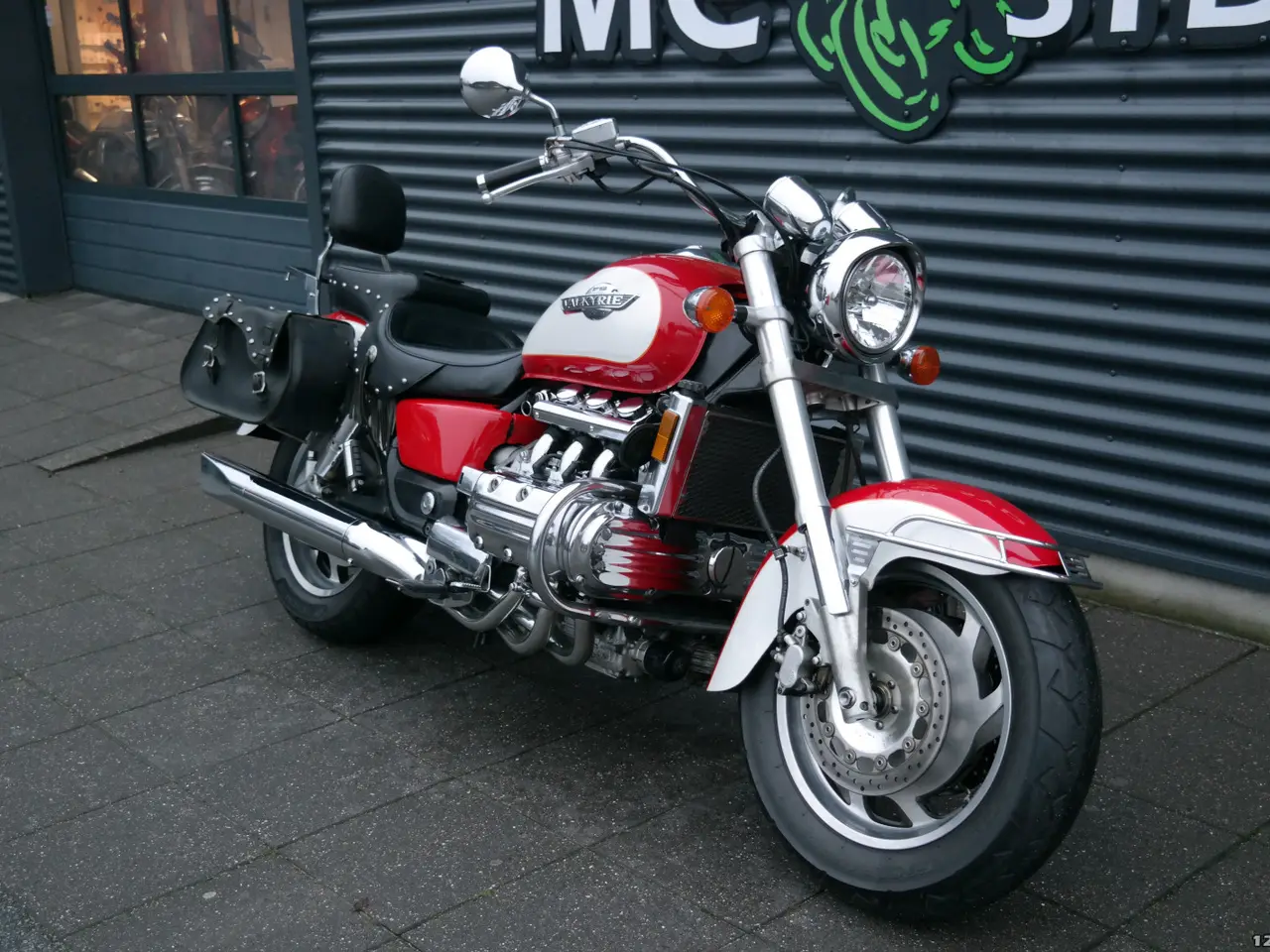Billede 2 - Honda F6 Valkyrie MC-SYD       BYTTER GERNE