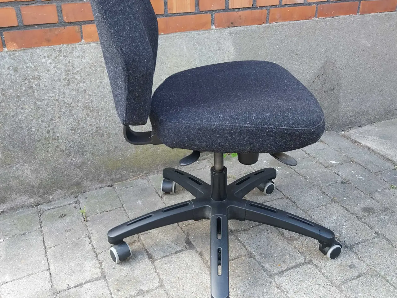 Billede 2 - Ikea kontorstol 