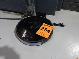 ROBOTSTØVSUGER,