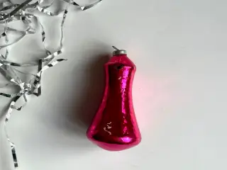 Stor klokke, pink m svag deko, NB