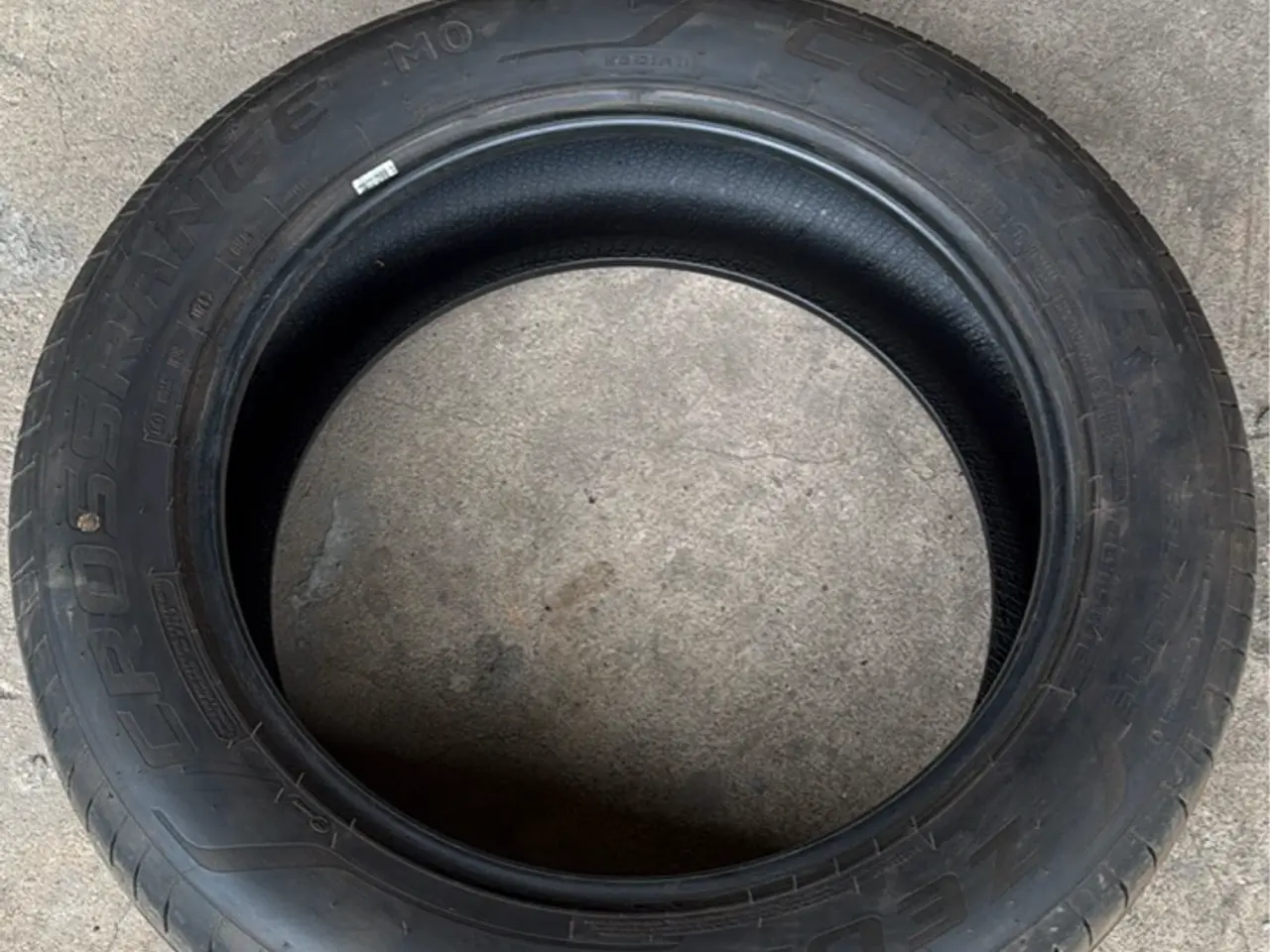 Billede 1 - Dæk til EL bil, 235/55R19 H105