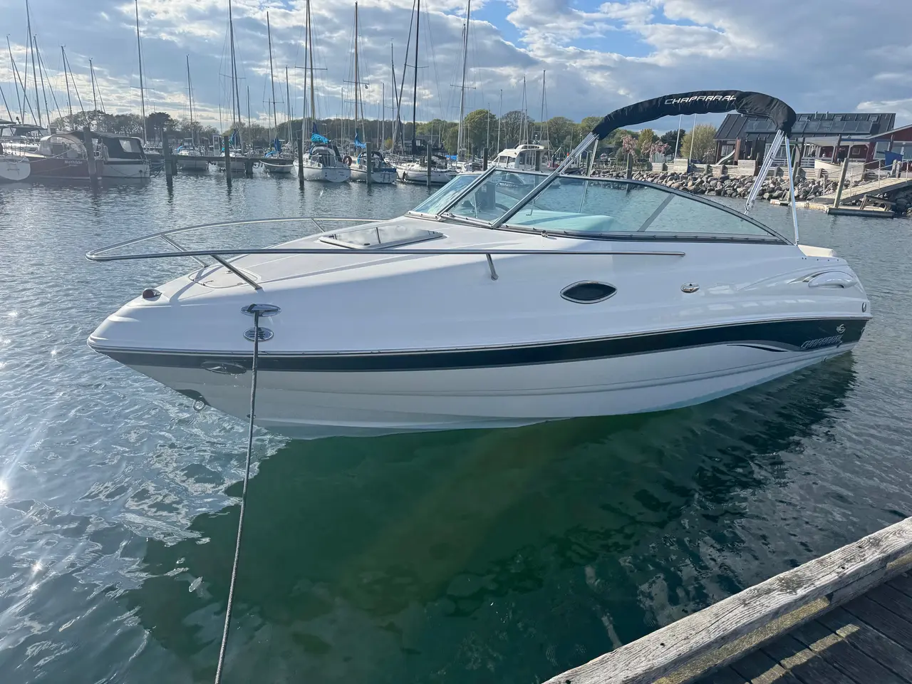 Billede 2 - Chaparral 215 SSI , V8 MPI, flot og sejlklar 