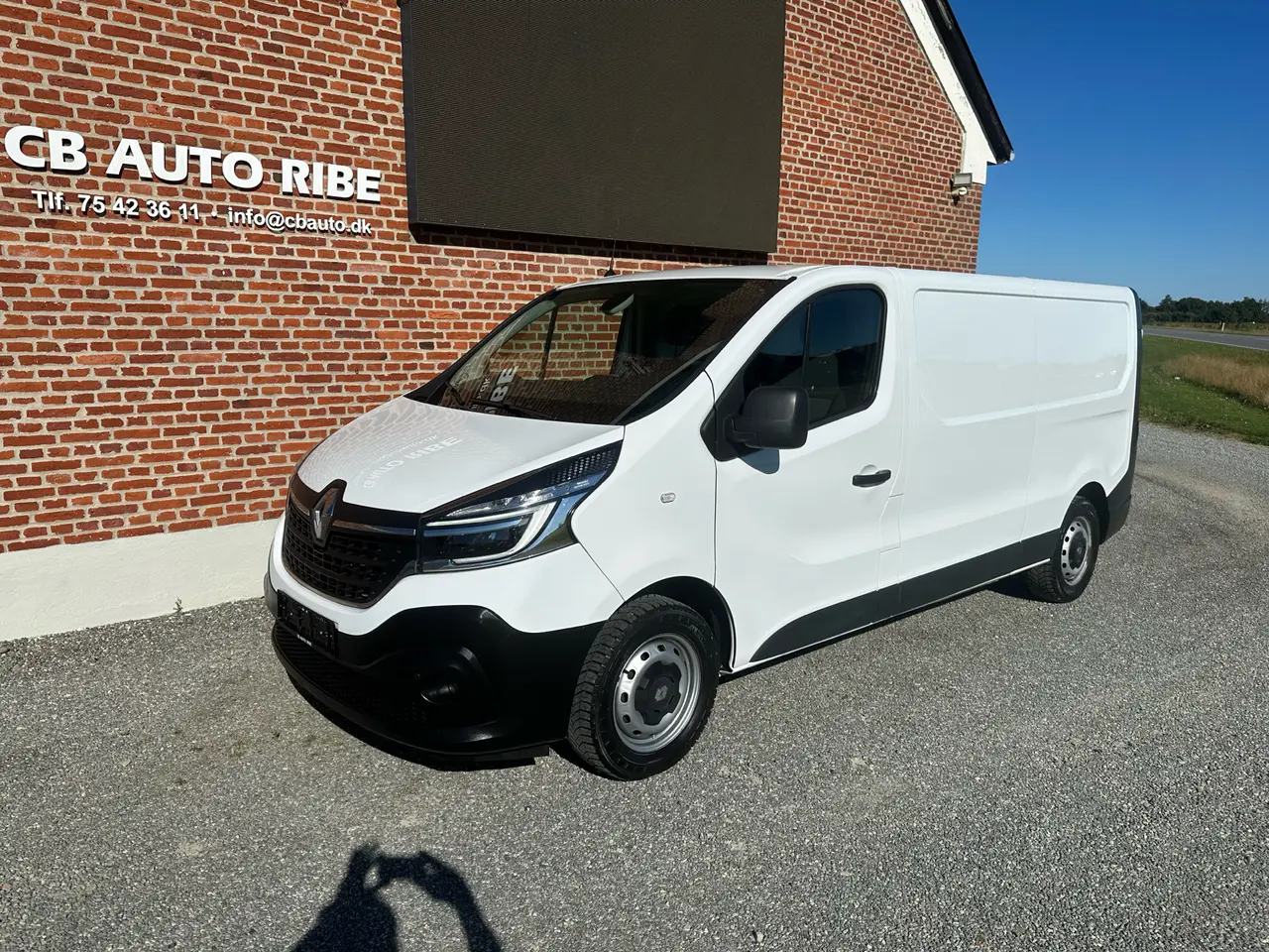Billede 1 - Renault Trafic T29 L2H1 2,0 DCI 120HK Van 6g