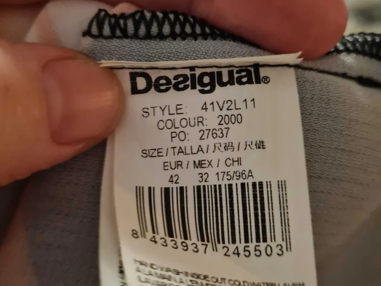 Billede 9 - Kjole str 42 fra Desigual