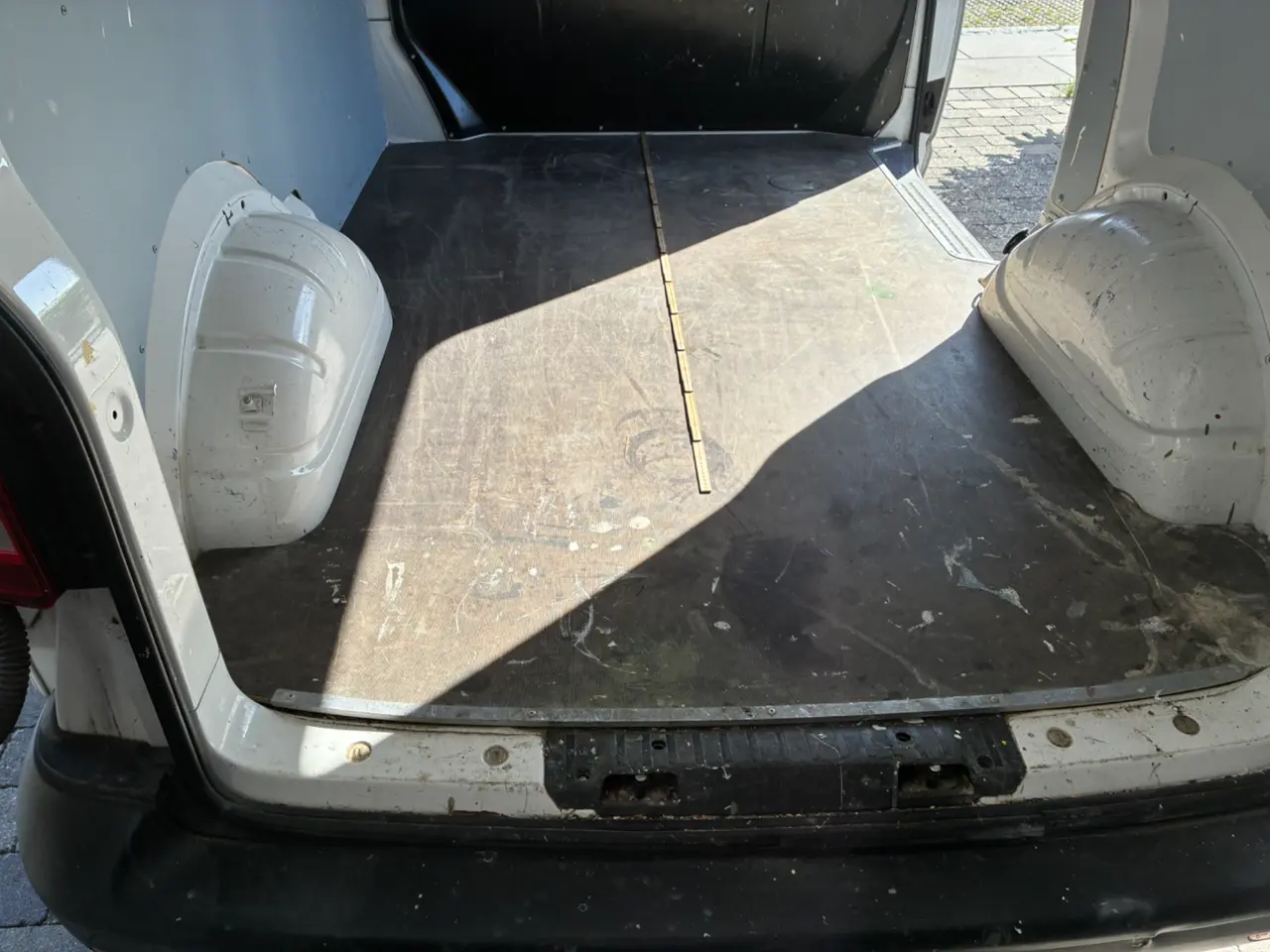 Billede 10 - VW Transporter 2,0 TDi 102 Kassevogn kort