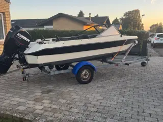 Speedbåd flipper
