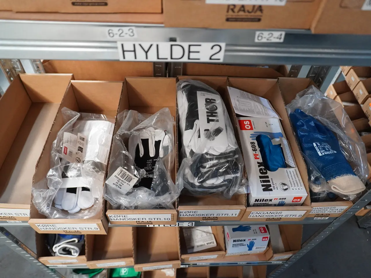 Billede 2 - Arbejdshandkser m.m.