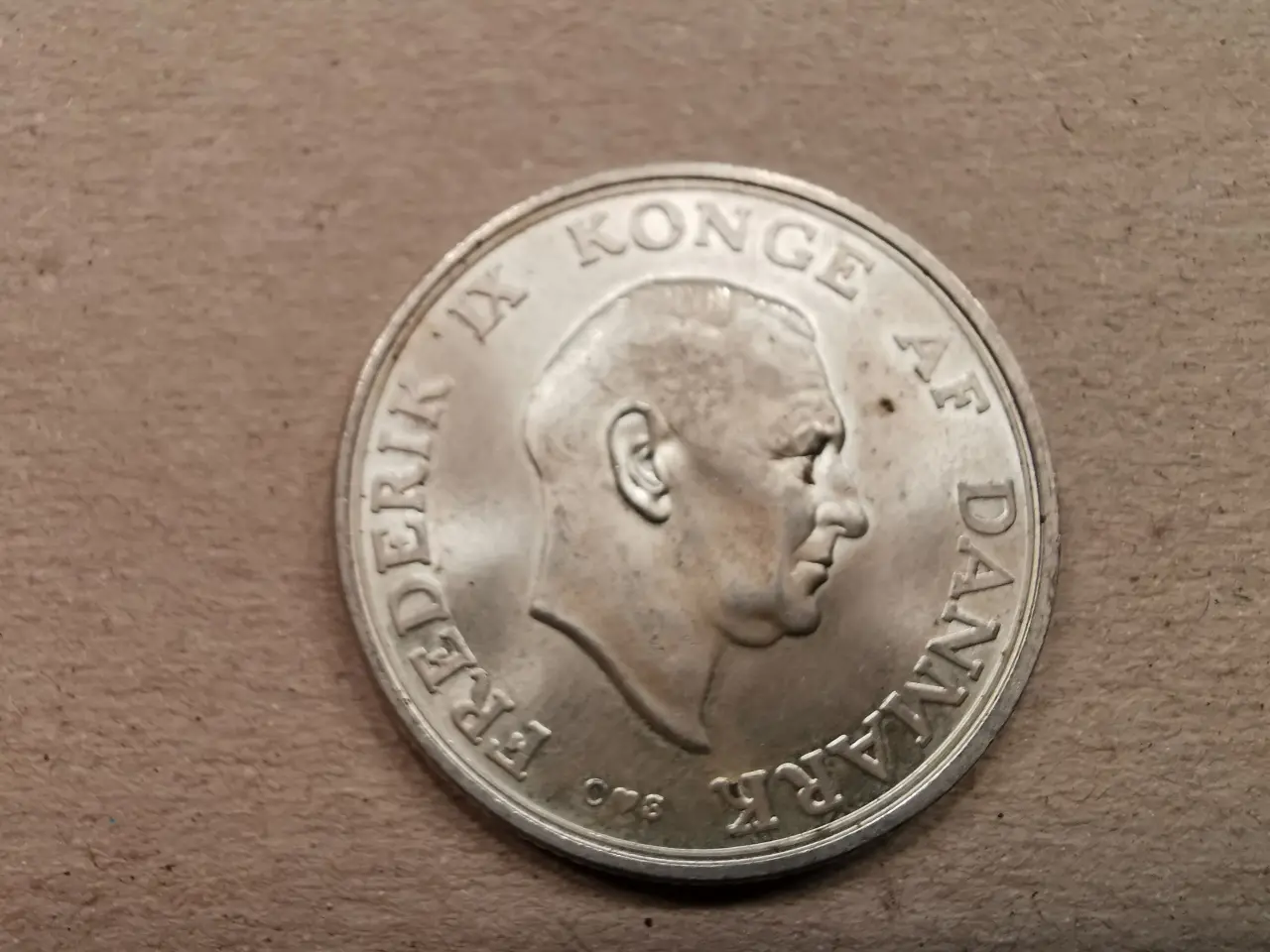 Billede 2 - Prinsesse Margrethe 18 år - 2 kr.  1958