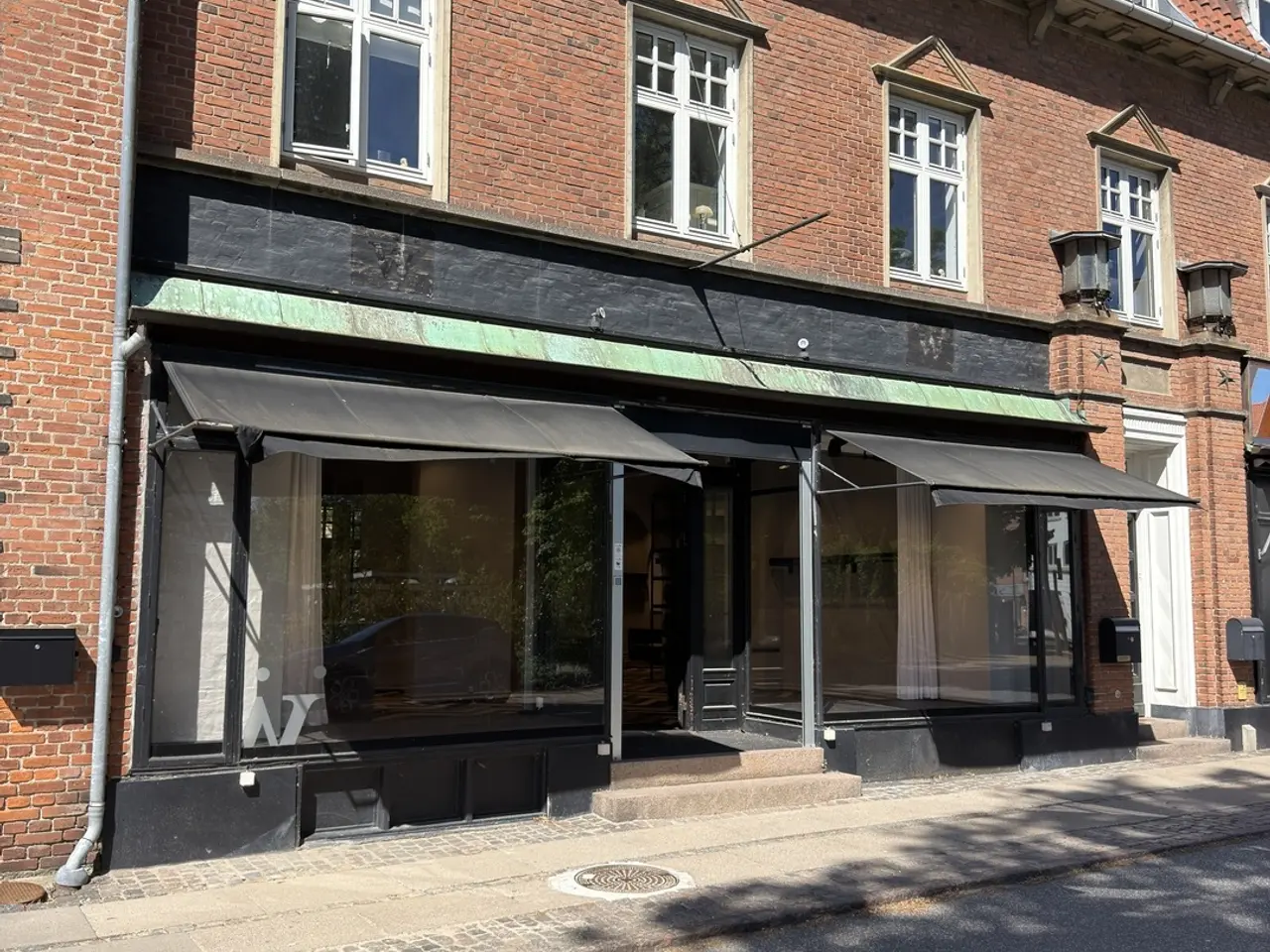 Billede 6 - Indbydende butik. kontor eller klinik
