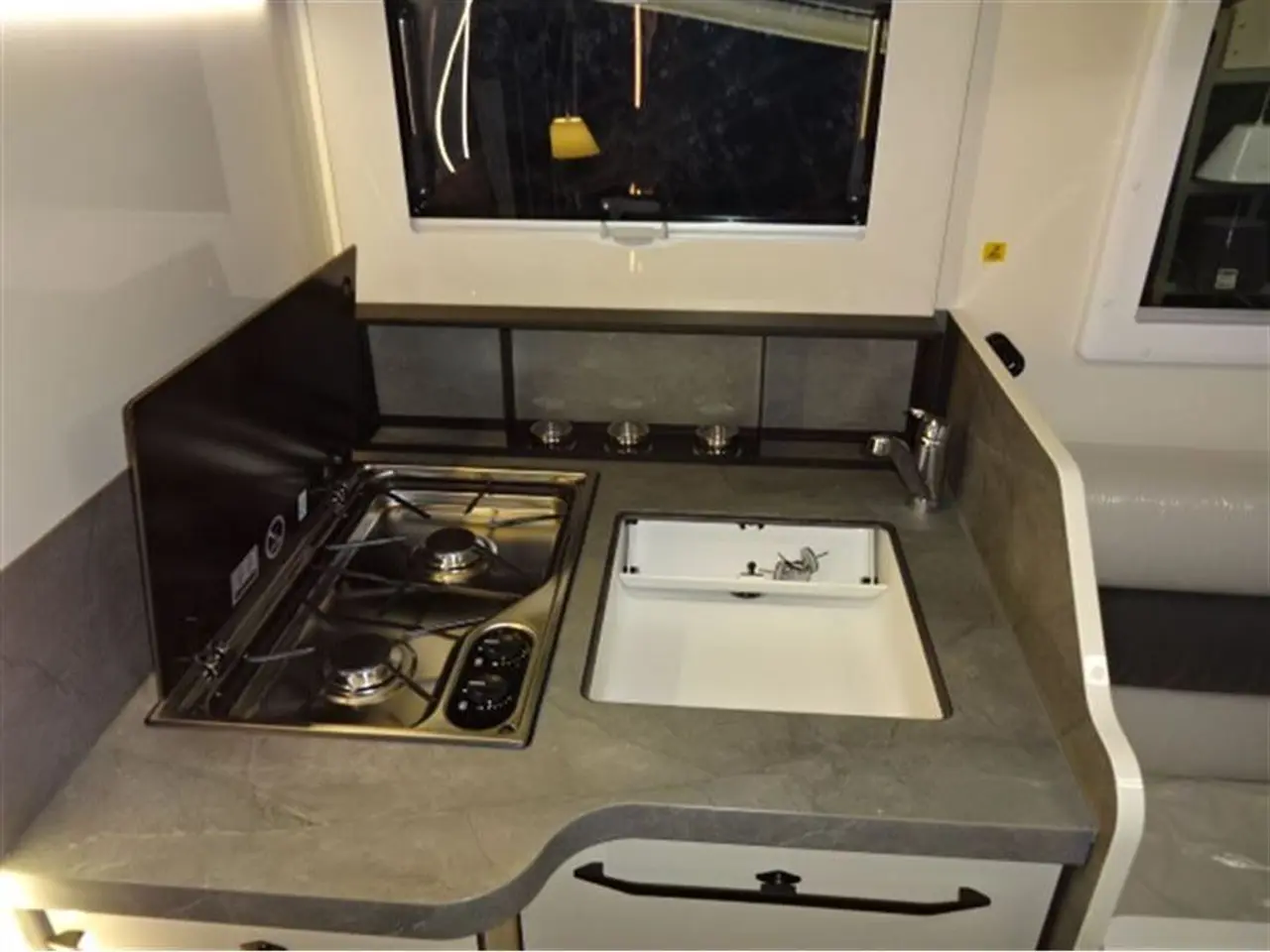 Billede 37 - 2026 - Elnagh T-Loft 582