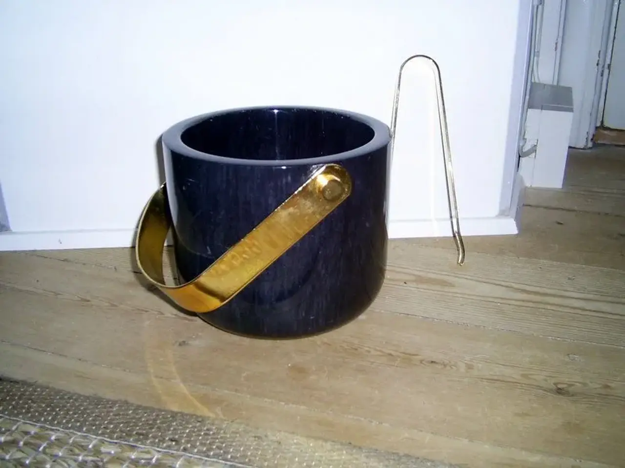 Billede 1 - Marmor isspand med tang.