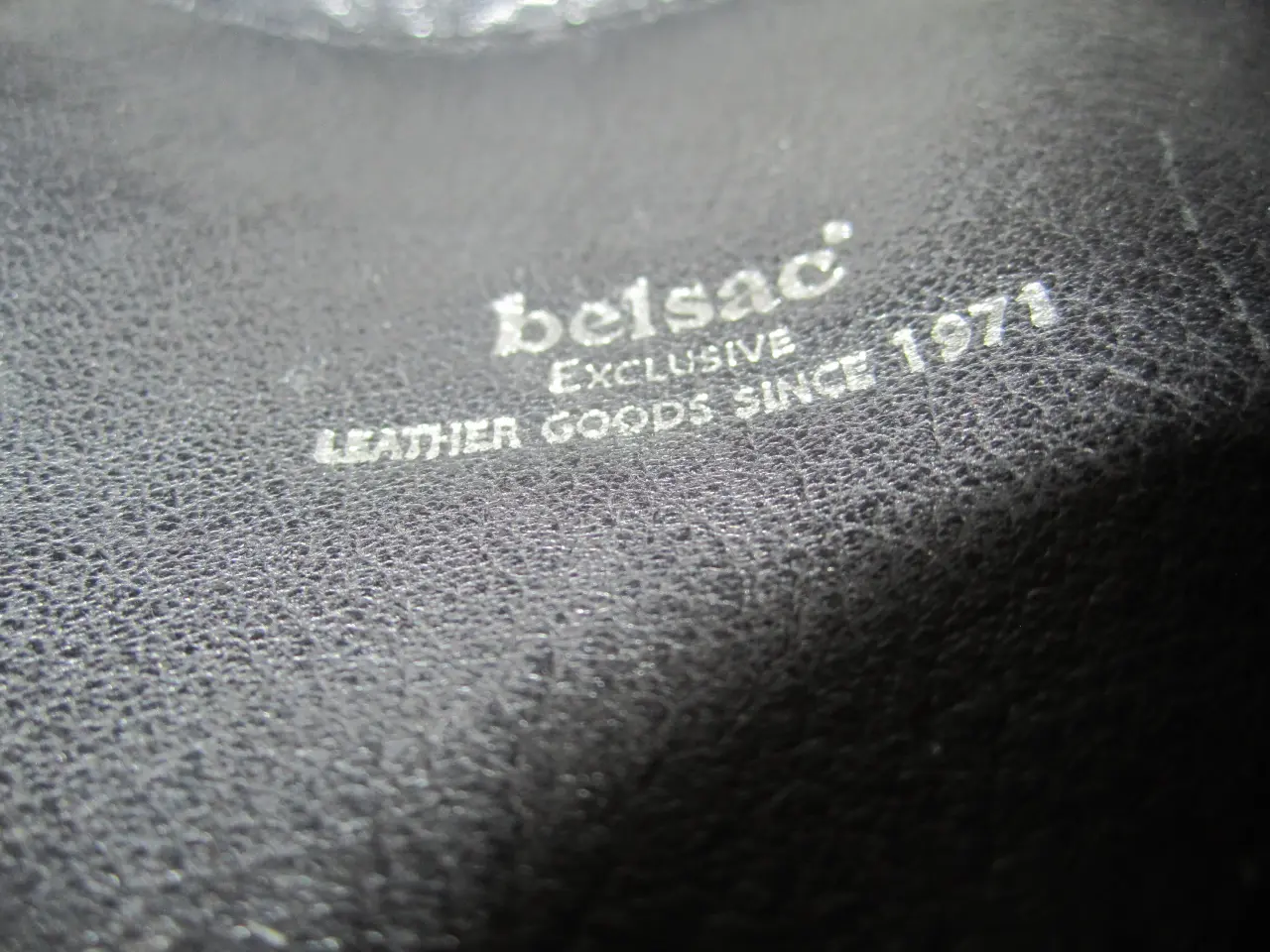 Billede 5 - BYD. BELSAC. Sort Skindtaske. 