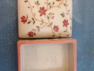 Smukt G&C Porcelæns Smykkeskrin