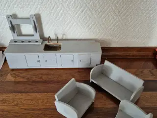 Dukkehus møbler i træ