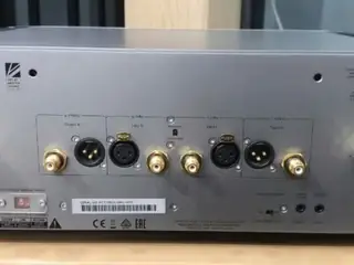 Cambridge Edge W – High‑end effektforstærker i abs