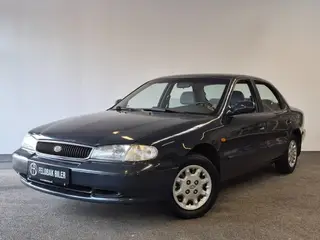Kia Clarus 1,8 SLX