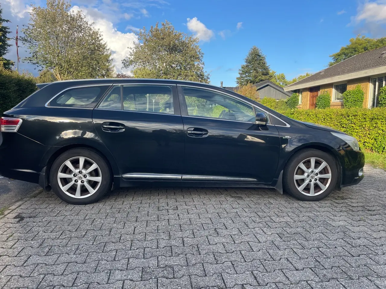 Billede 4 - Toyota Avensis 2,2 D-CAT 150 T4 stc. aut.