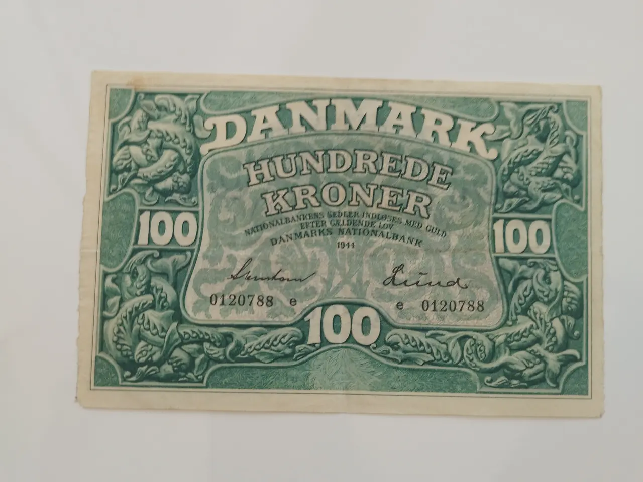 Billede 1 - Hundrede Kroner. 1944 . Den grønne.