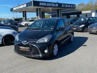 Toyota Yaris 1,3 VVT-I Lounge Edition 100HK 5d 6g