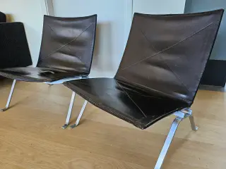 Poul Kjærholm PK22 stole